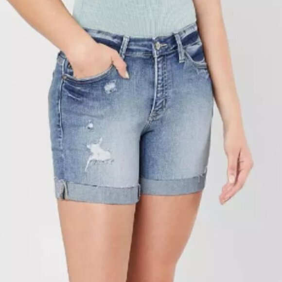 Kancan Medium-Light Wash Distressed 5.5" Inseam Denim Jean Shorts, size Small - Picture 1 of 16